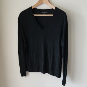 Banana Republic Black High V-neck Lightweight Sweater Long Sleeve Sz S/M Preppy